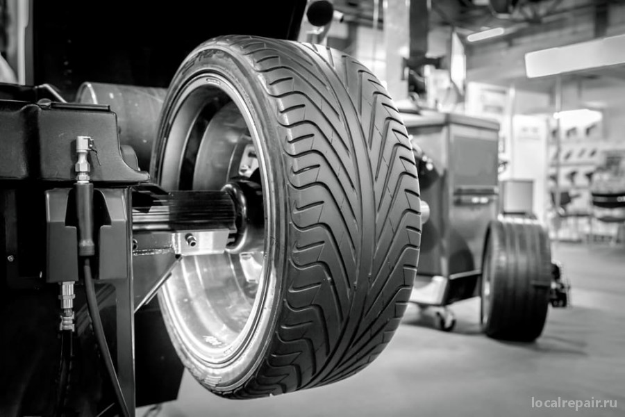 Что лучше при ремонте колес: жгутик, грибок или заплатка? | Обслуживание | Авто | Аргументы и Факты